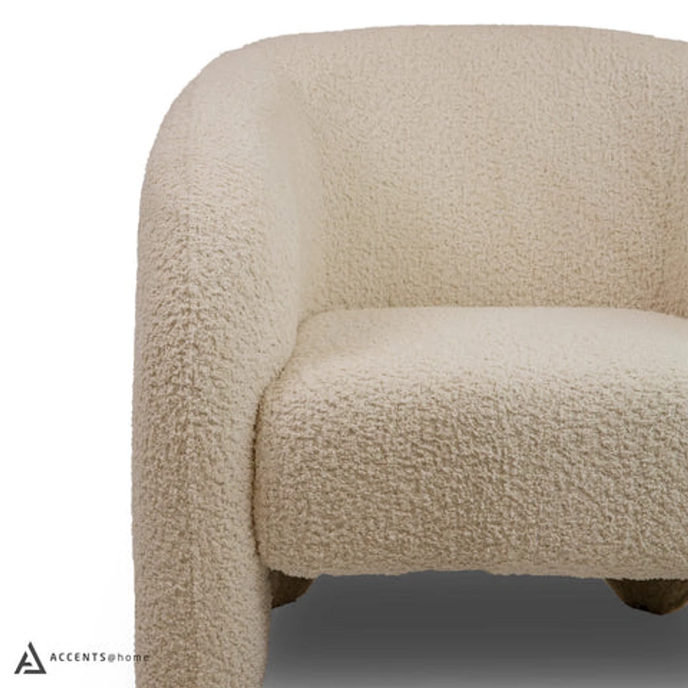 Ollie Accent Chair