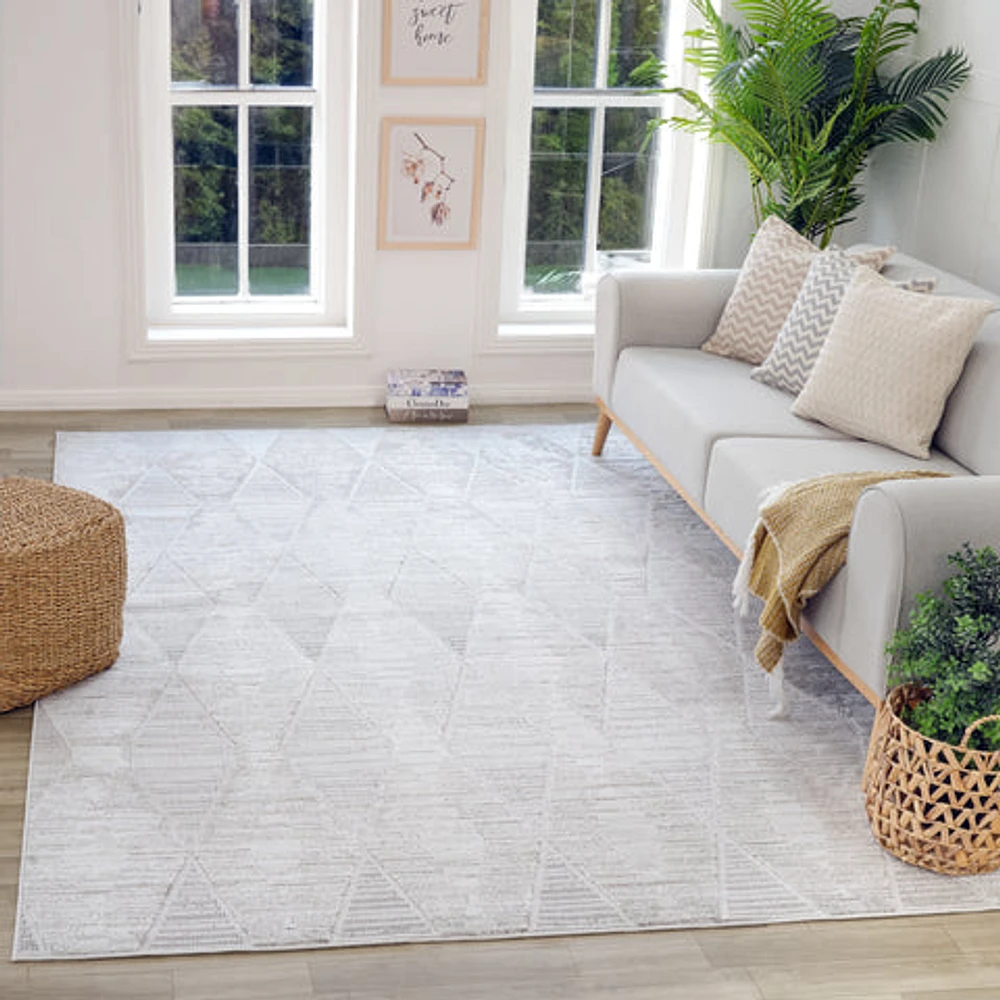 Tulum Grey Diamond-Inspired Area Rug