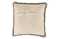 Gariland Pillow