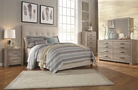 Dolante Queen Upholstered Bed