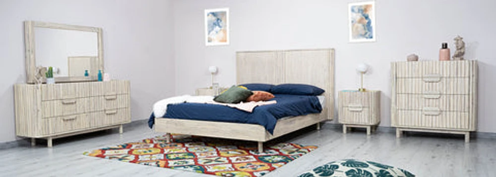 Oasis King Bed