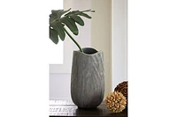 Iverly Vase