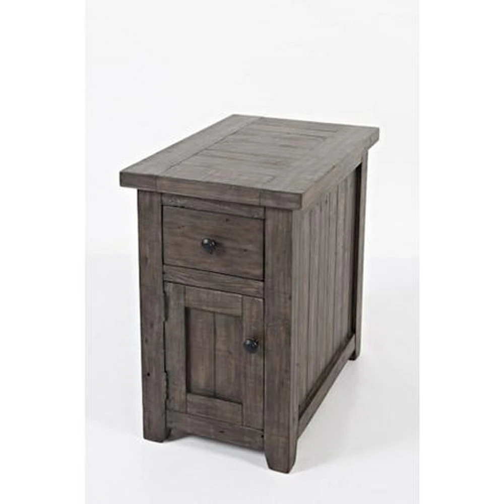 Madison County Chairside Table - Greater Vancouver Furniture