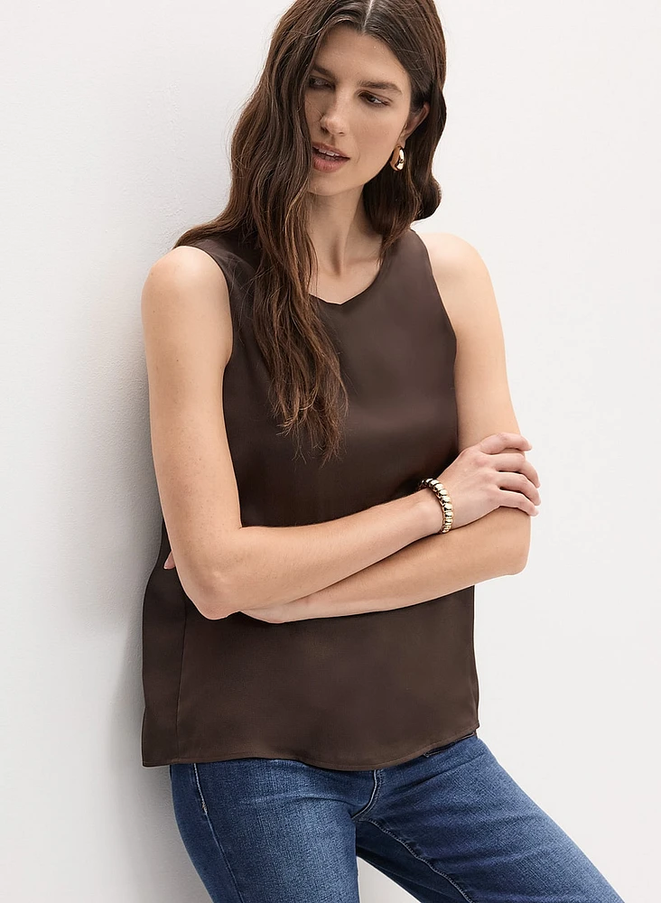 Essential Crew Neck Blouse