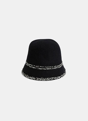 Chapeau cloche à détail en bouclé