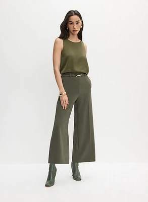 Blouse ras-du-cou et pantalon gaucho ceinturé