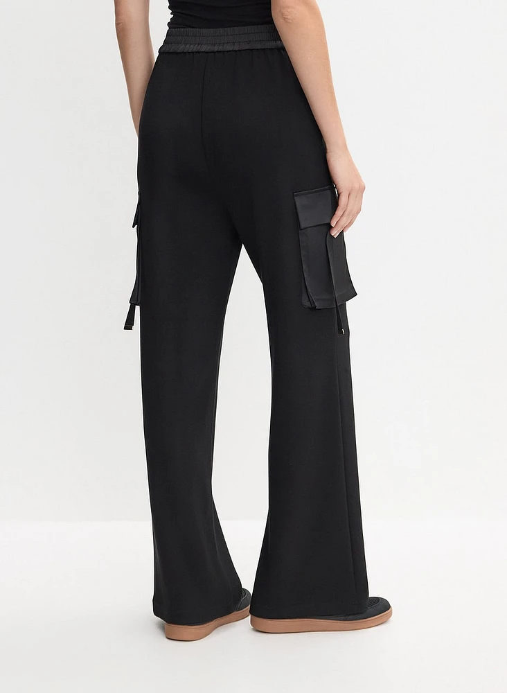 Cargo Pocket Wide Leg Pants