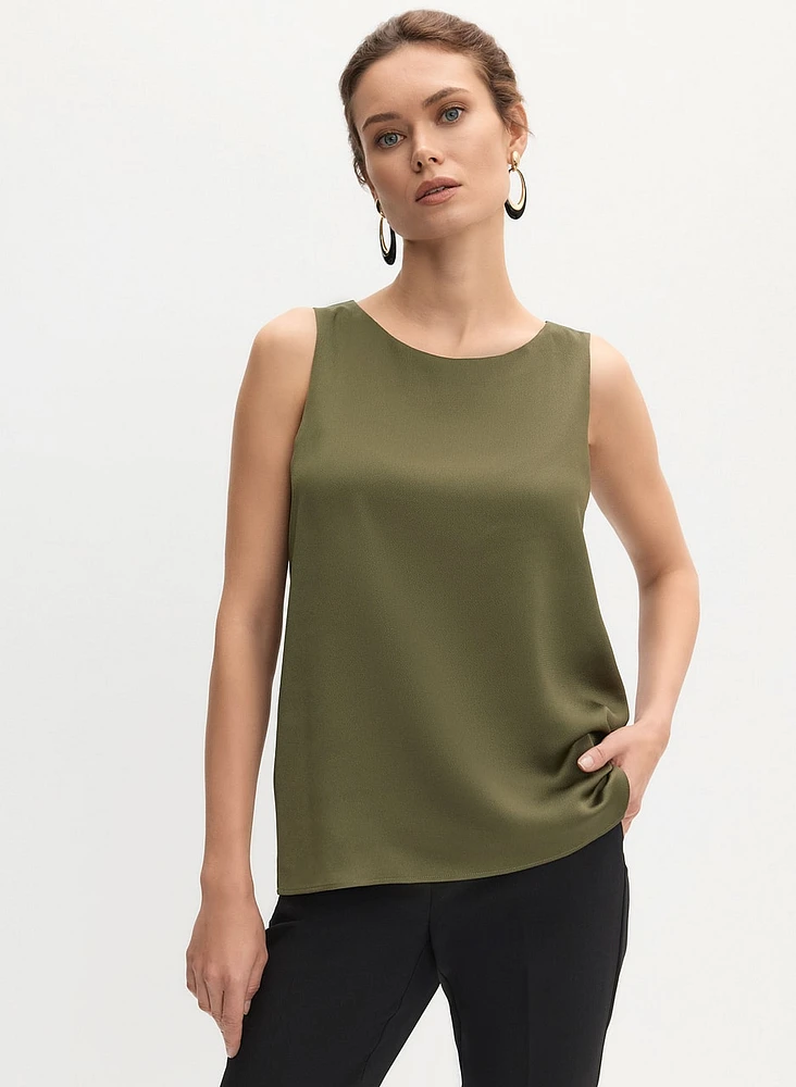 Essential Crew Neck Blouse