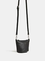 Pebble Grain Bucket Bag