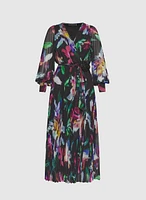 Floral Plissé Dress