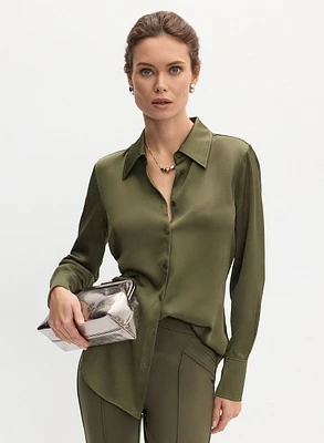 Blouse en satin boutonnée