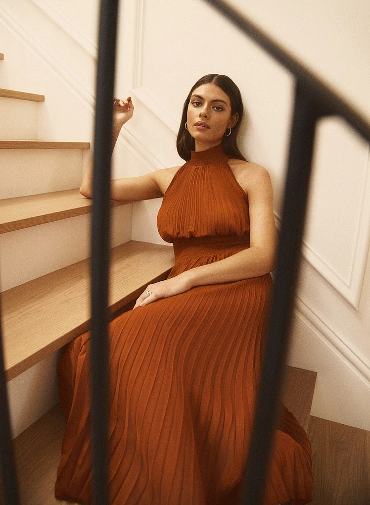 Robe plissée en satin