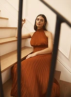 Robe plissée en satin