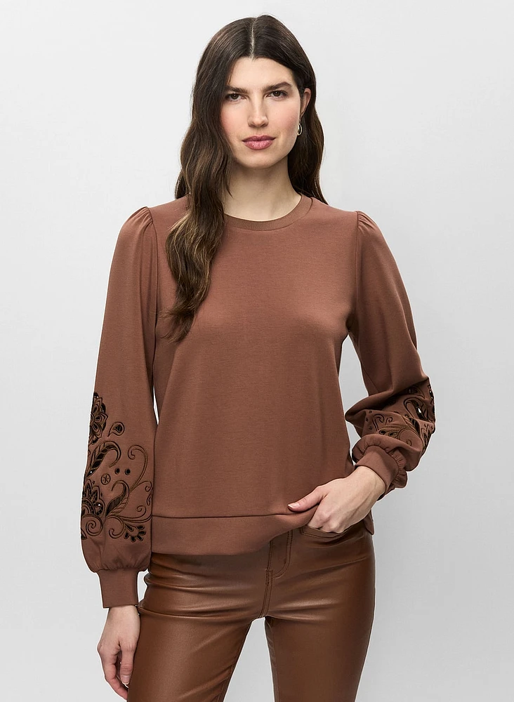 Embroidered Puff Sleeve Top