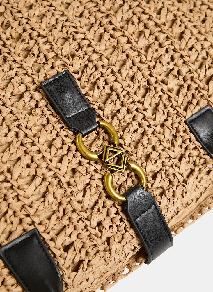 Sac à main en paille à détail métallique