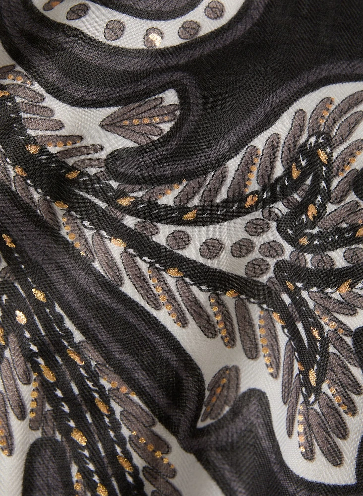 Leaf Print Jacquard Scarf