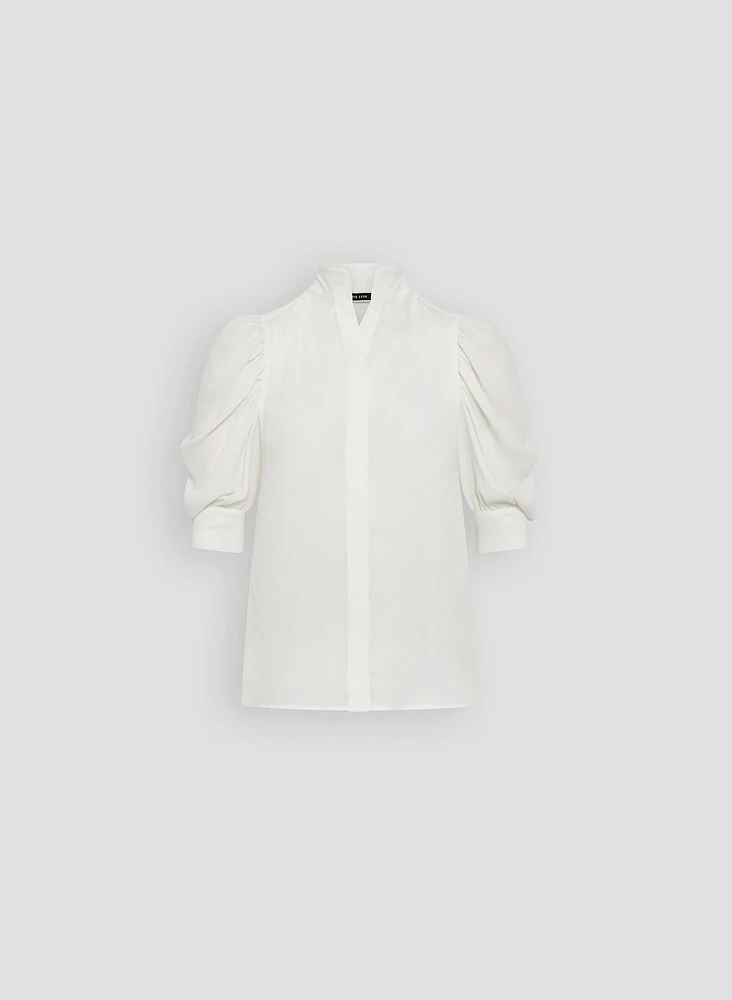 Blouse à col montant