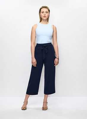 Débardeur Essentiel et pantalon ceinturé