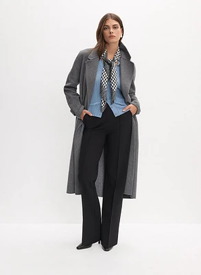 Manteau ceinturé et pantalon à jambe large