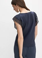 Haut à manches en crochet