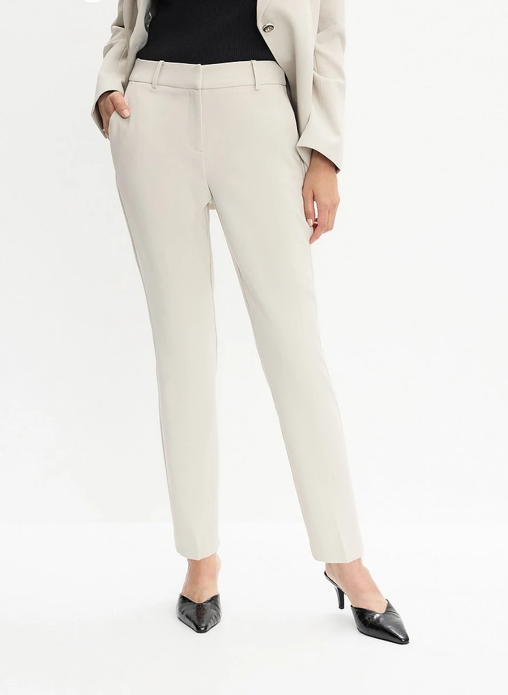 Essential Giselle Cut Pants