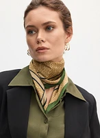 Contrast Border Square Scarf