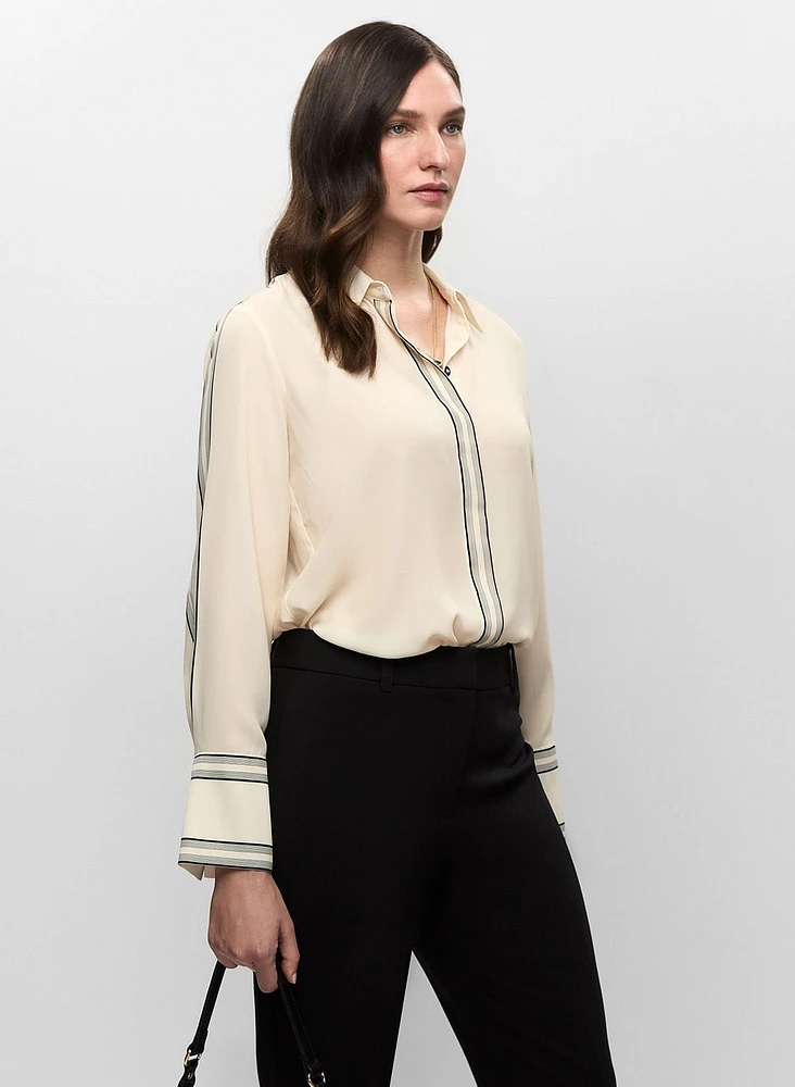 Blouse boutonnée à bandes contrastantes