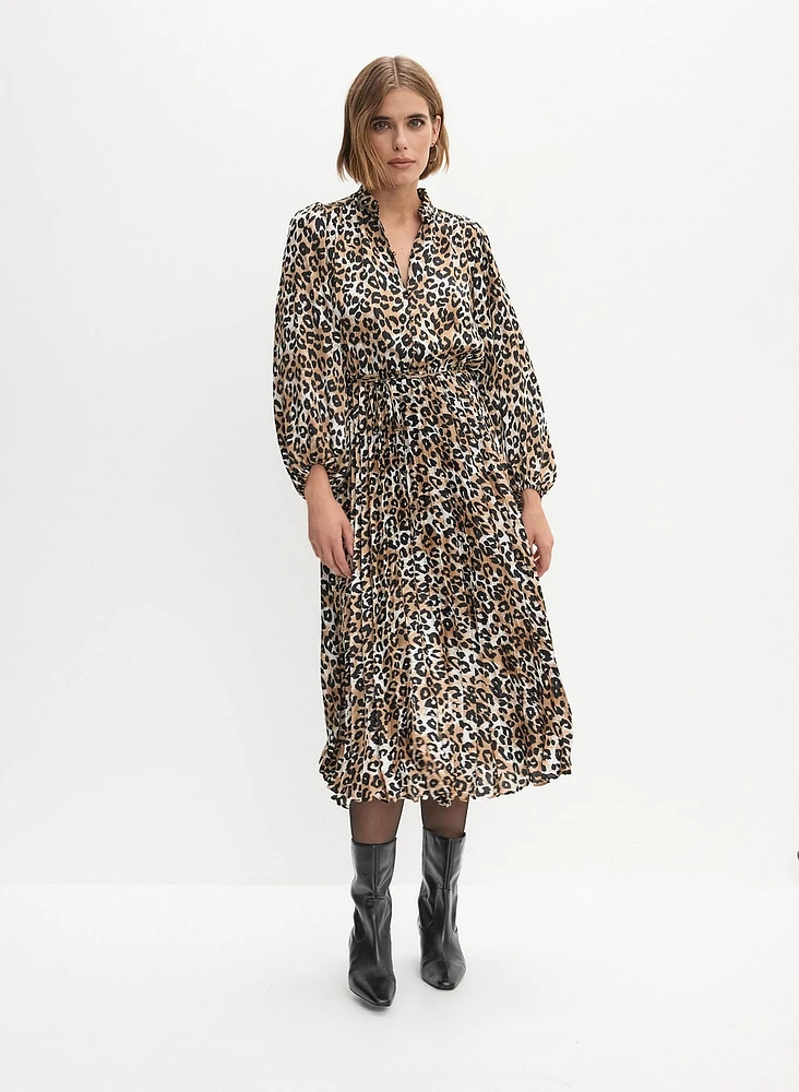 Robe midi à motif léopard et col fendu