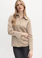 Blouse en satin à col clouté