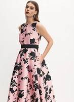 Robe florale à boucle au dos