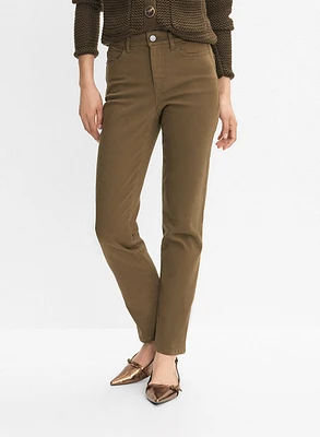 Straight-Leg Jeans
