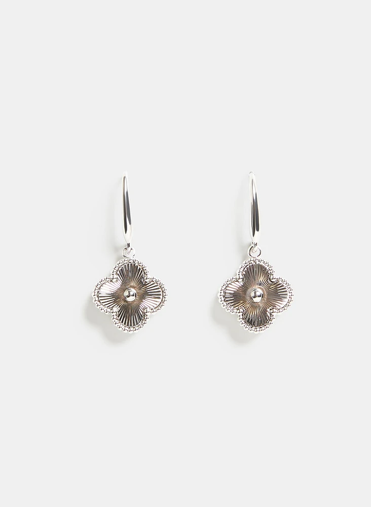 Boucles d'oreilles pendantes à trèfle
