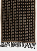 Foulard à motif géométrique à franges