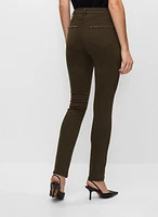 Jean à jambe étroite en denim doux