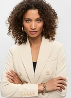Veste courte à boutons décoratifs