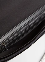 Pochette en velours et chaîne en cristal