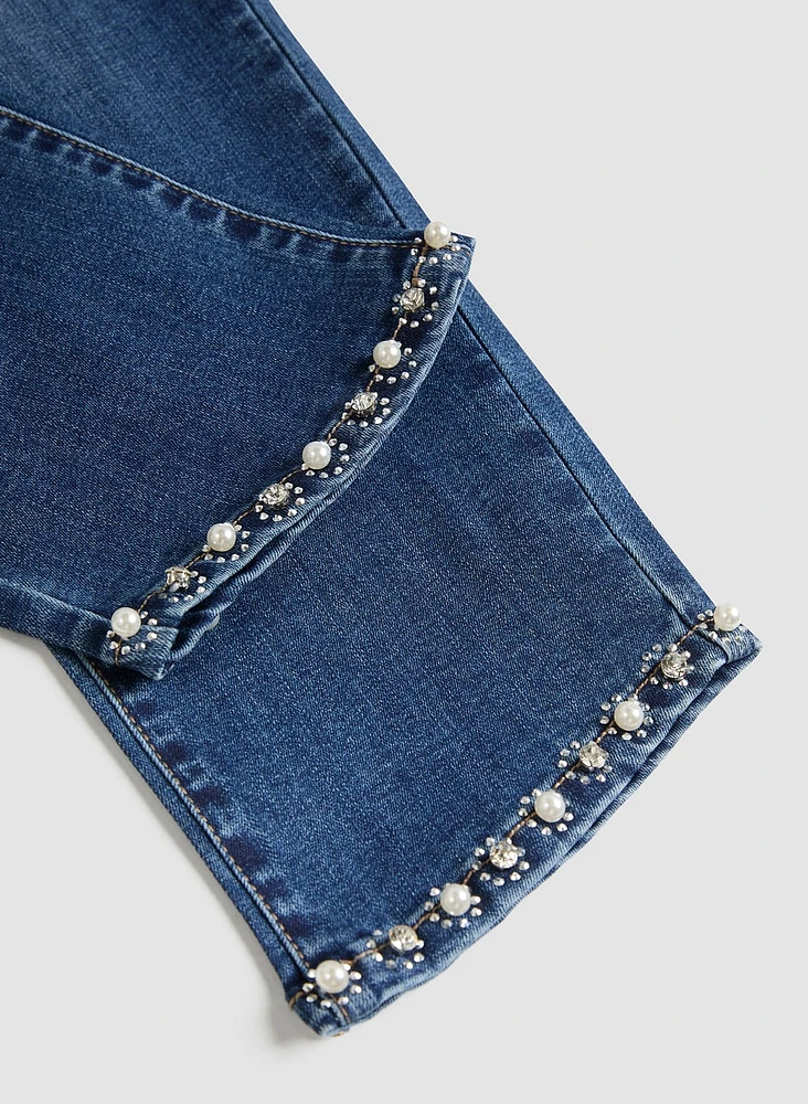Capri en denim à ourlet enjolivé