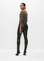 Pantalon à jambe étroite en cuir végane