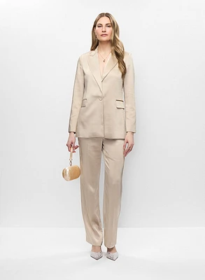 Veste en satin et pantalon droit