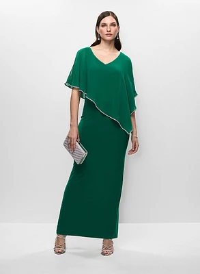 Robe poncho en chiffon et pochette à cristaux