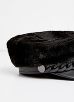 Casquette en fausse fourrure à chaîne