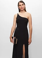 Robe à une bretelle avec fente avant
