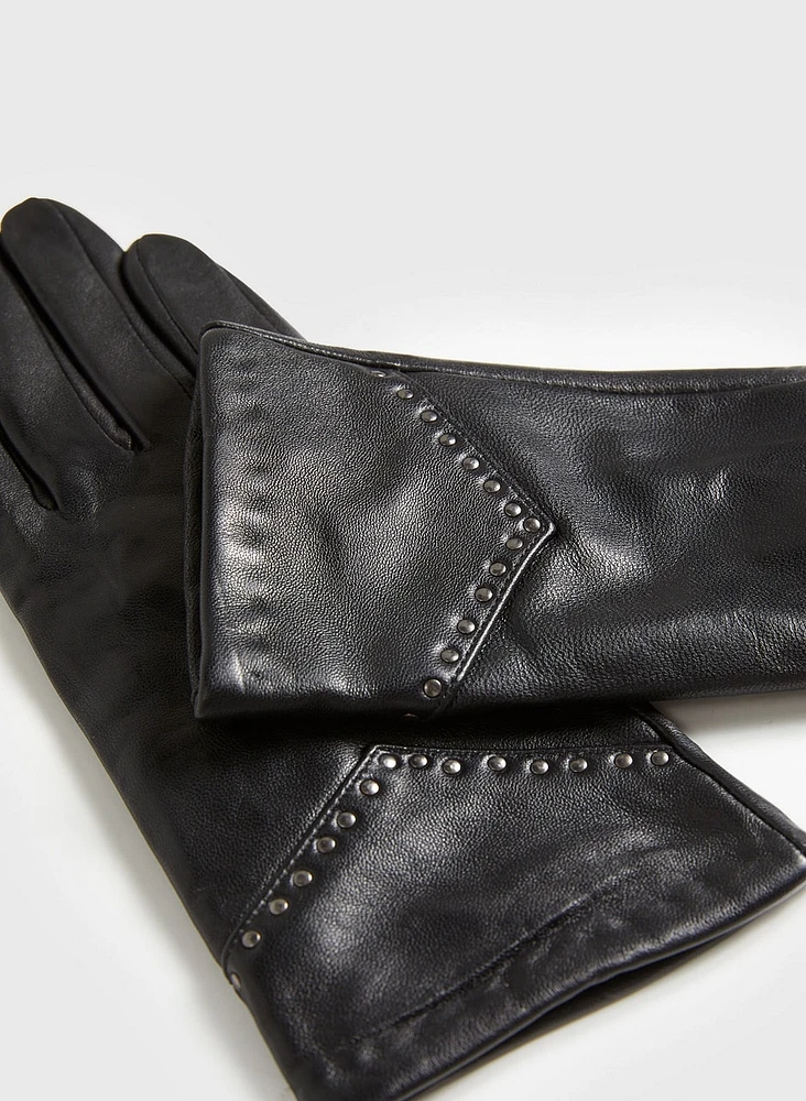 Gants en cuir avec rivets