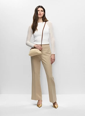 Pull à manches en maille et pantalon évasé