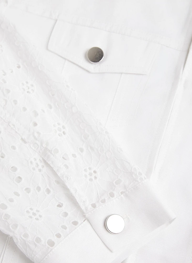 Veste à manches 3/4 motifs en dentelle