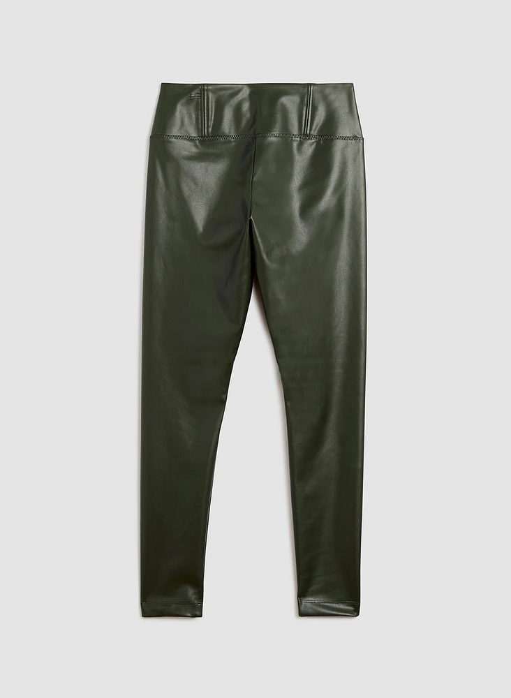 Pantalon à jambe étroite en cuir végane