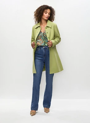 Trench avec poches et jean à détail boutons