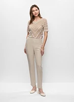 Pull à rayures et pantalon droit