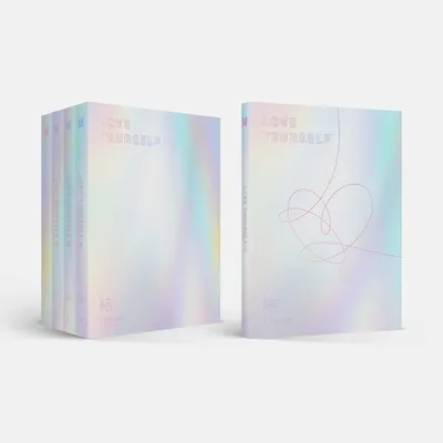 Love Yourself: Answer (Random cover, incl. 116-page photobook, one random photocard, 20-page minibook and one sticker pa