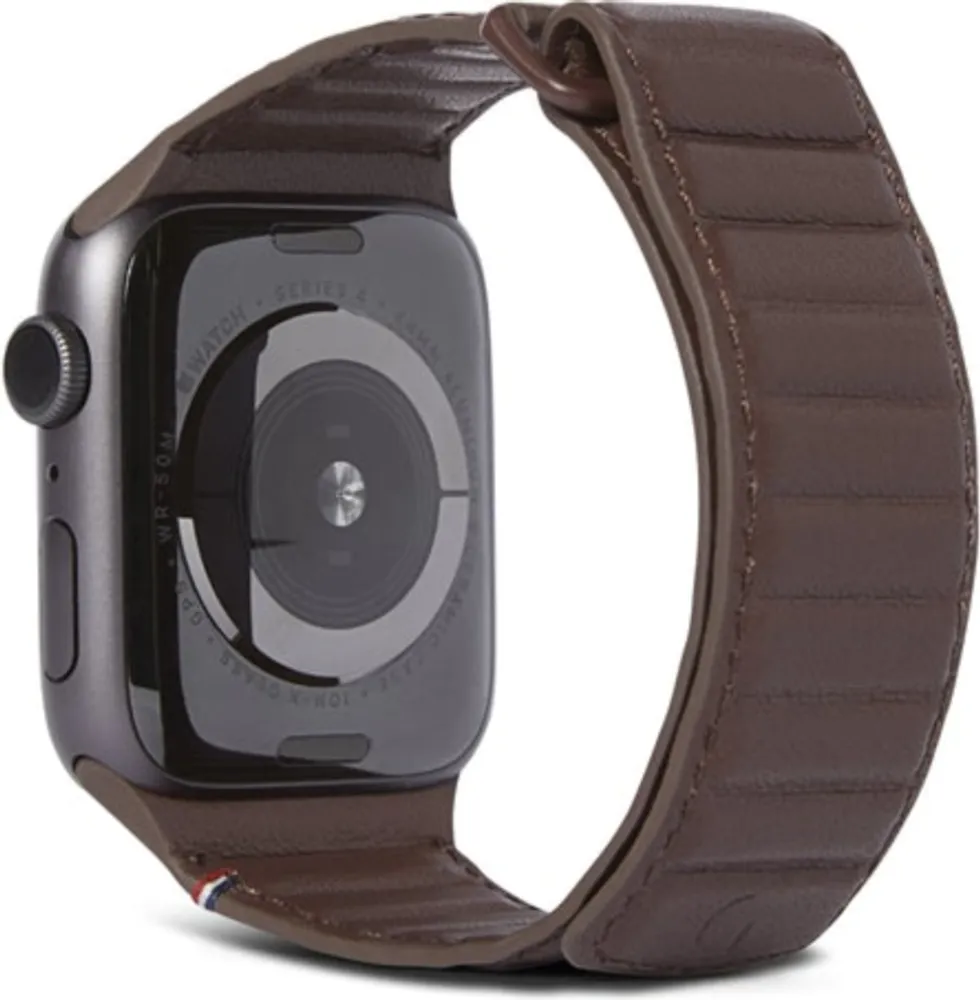 - Apple Watch 42/44/45mm Leather Magnetic Traction Strap